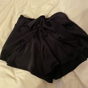 Cute black shorts
